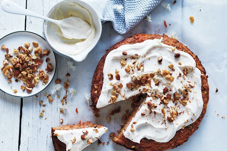spiced-carrot-cake-with-ricotta-icing-44860-2